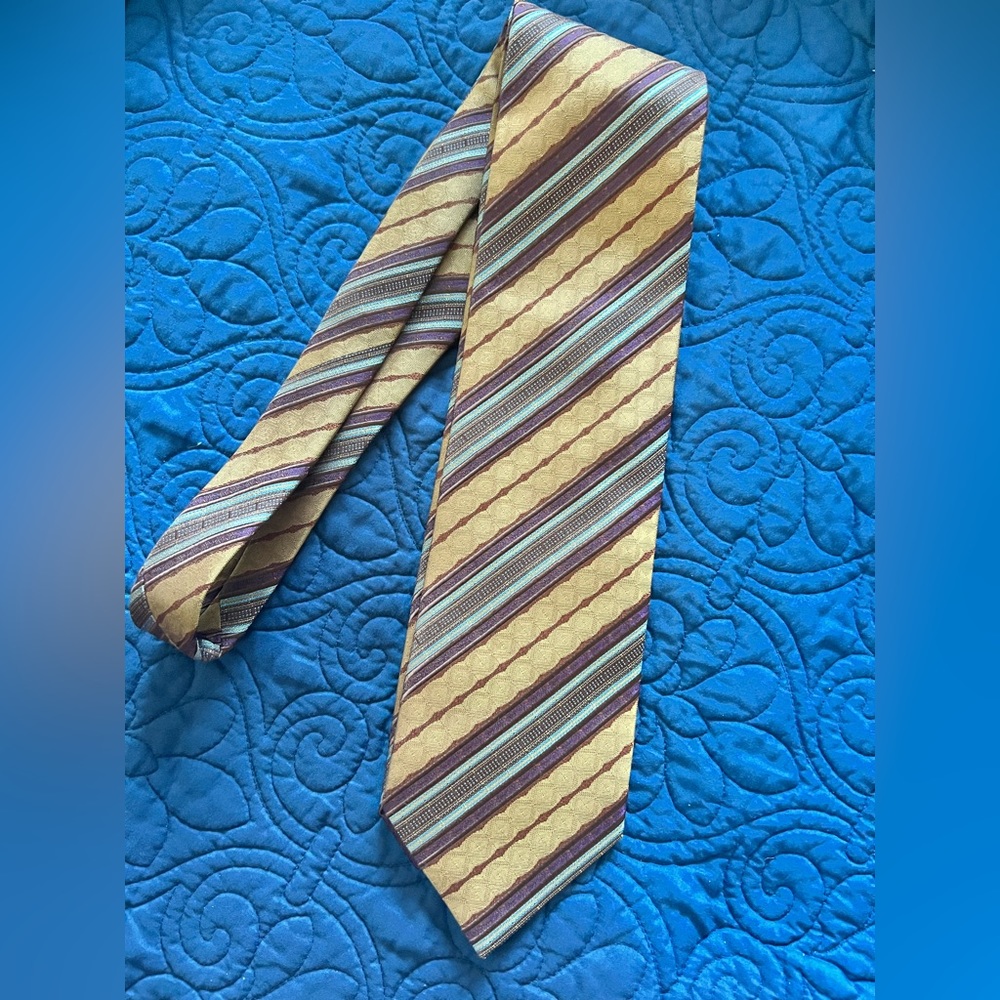 NWT Daniel Da Fasson tie.  100% silk.